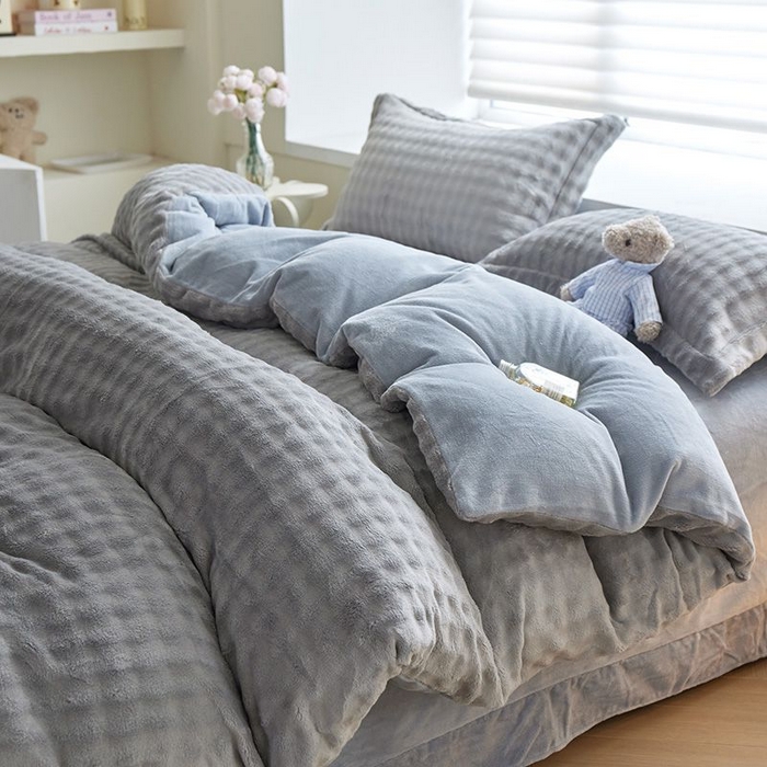 91家纺网 家纺一手货源 找家纺 （总）卡斯诺家纺馆 2025新款A类高克重兔毛绒牛奶绒四件套（赠礼袋）