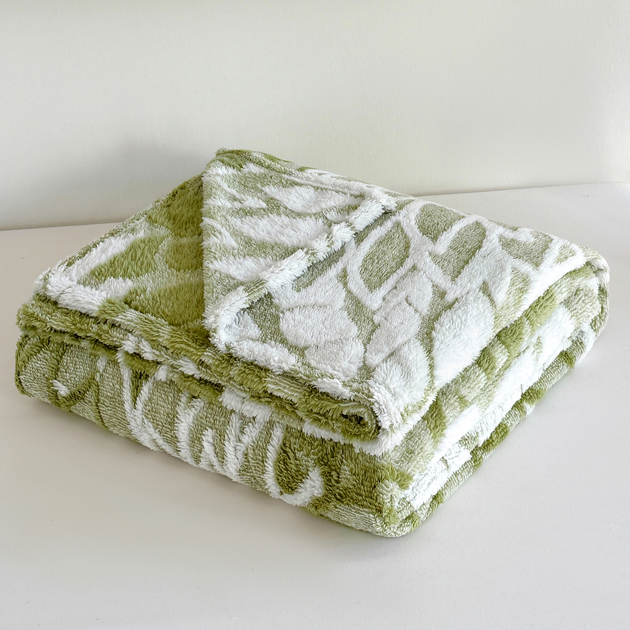 91家纺网 家纺一手货源 找家纺 枋梢家纺 2025新款万花筒阳离子提花镂空塔芙绒保暖午睡双层毛毯办公室盖毯 万花筒-浅绿