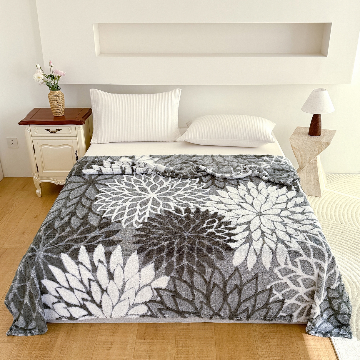 91家纺网 家纺一手货源 找家纺 枋梢家纺 2025新款万花筒阳离子提花镂空塔芙绒保暖午睡双层毛毯办公室盖毯 万花筒-深灰