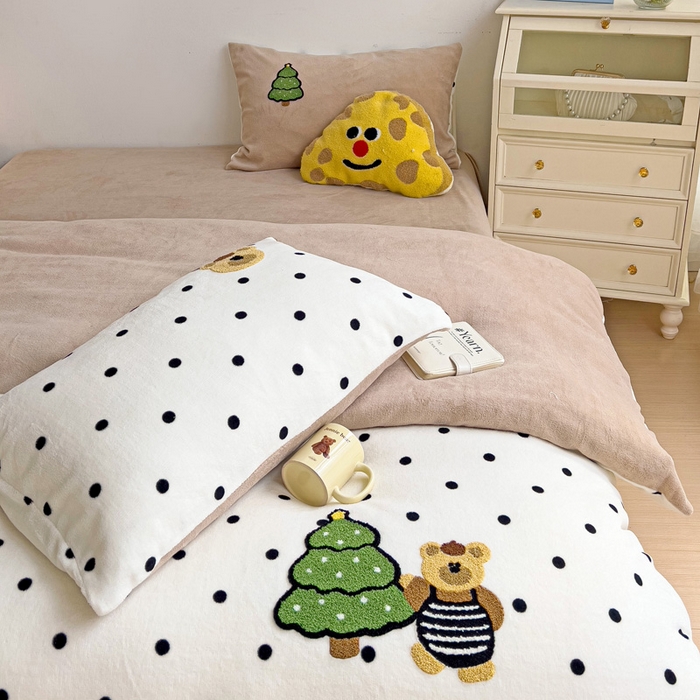 91家纺网 家纺一手货源 找家纺 （总）乐童家纺 2025新款小清新牛奶绒毛巾绣四件套-第三波