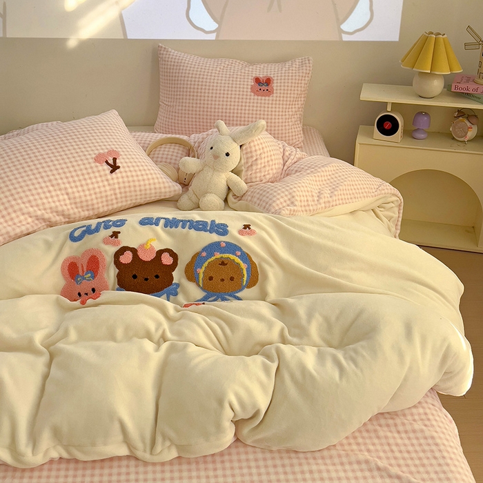 91家纺网 家纺一手货源 找家纺 乐童家纺 2025新款小清新牛奶绒毛巾绣四件套-第三波 樱桃兔