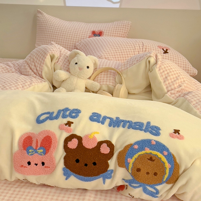 91家纺网 家纺一手货源 找家纺 乐童家纺 2025新款小清新牛奶绒毛巾绣四件套-第三波 樱桃兔