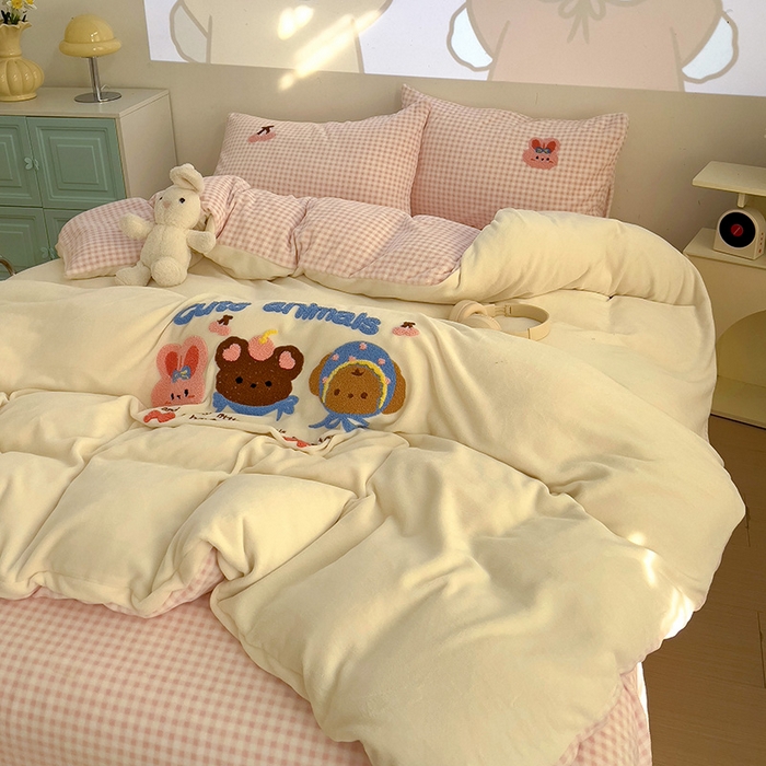 91家纺网 家纺一手货源 找家纺 一霖家纺 2025新款小清新牛奶绒毛巾绣四件套-第三波 樱桃兔