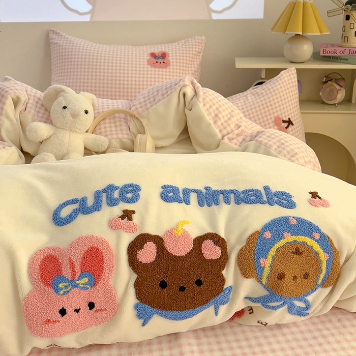 91家纺网 家纺一手货源 找家纺 一霖家纺 2025新款小清新牛奶绒毛巾绣四件套-第三波 樱桃兔