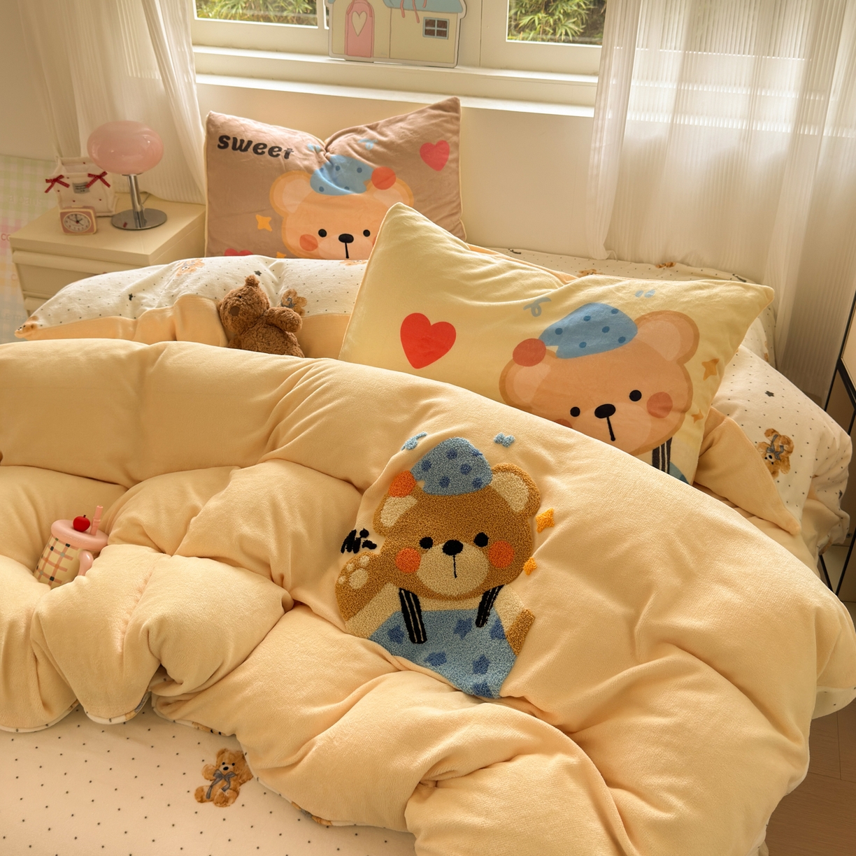 91家纺网 家纺一手货源 找家纺 （总）一霖家纺 2025新款小清新牛奶绒毛巾绣四件套-第三波