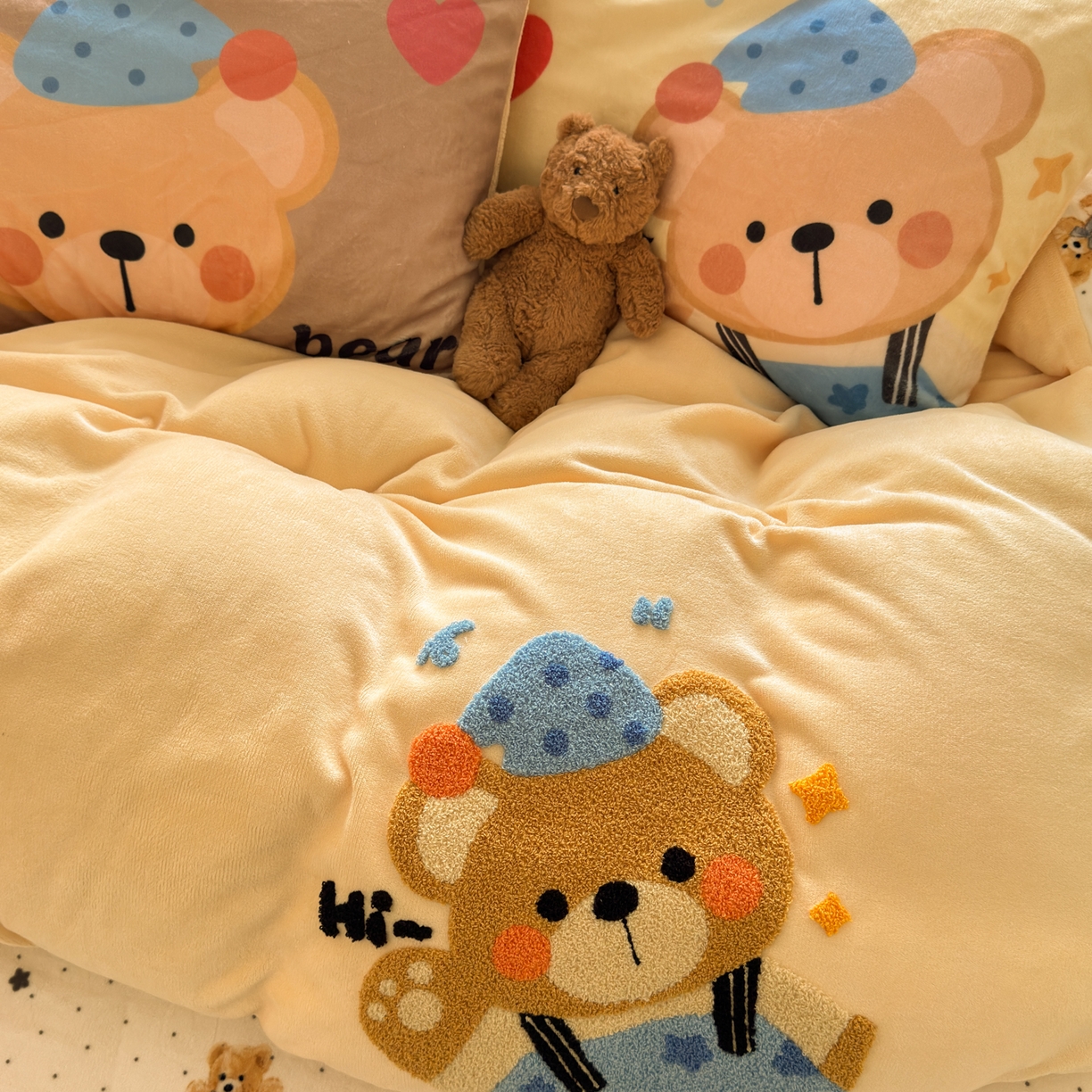 91家纺网 家纺一手货源 找家纺 （总）一霖家纺 2025新款小清新牛奶绒毛巾绣四件套-第三波