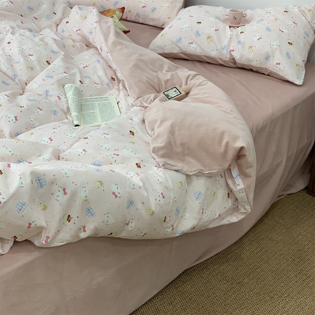 91家纺网 家纺一手货源 找家纺 源启生活 2025新款棉加绒套件四件套 粉粉猫