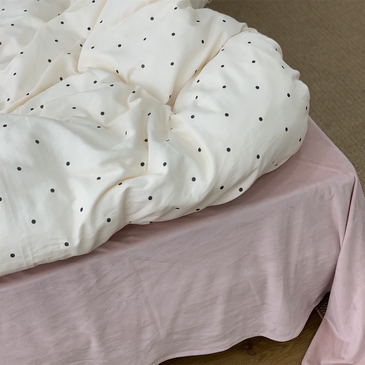 91家纺网 家纺一手货源 找家纺 源启生活 2025新款棉加绒套件四件套 粉赫本