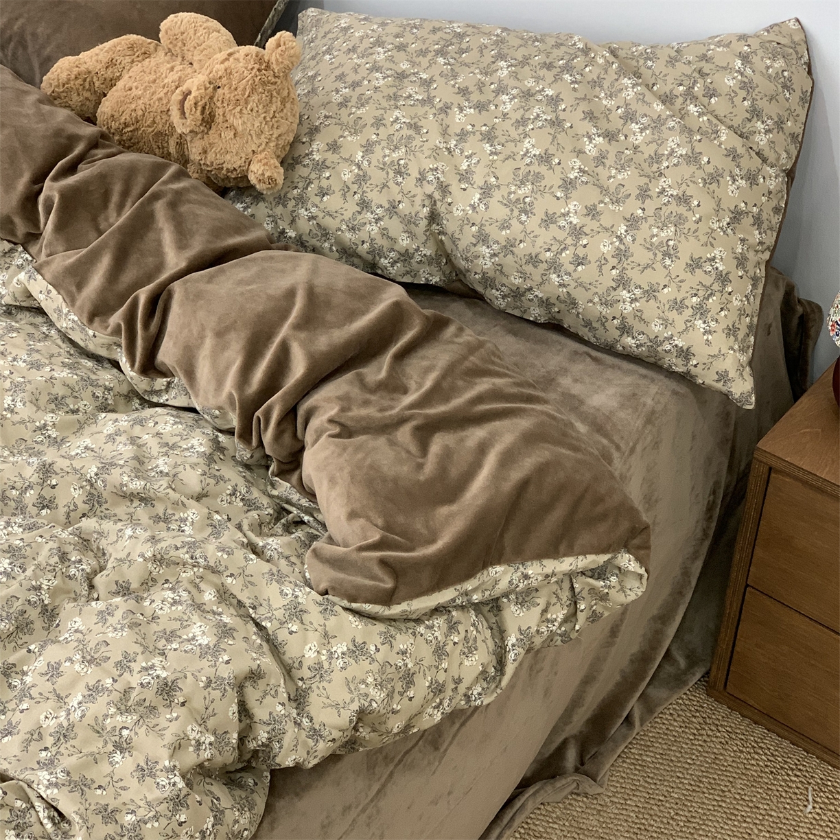 91家纺网 家纺一手货源 找家纺 源启生活 2025新款棉加绒套件四件套 美式