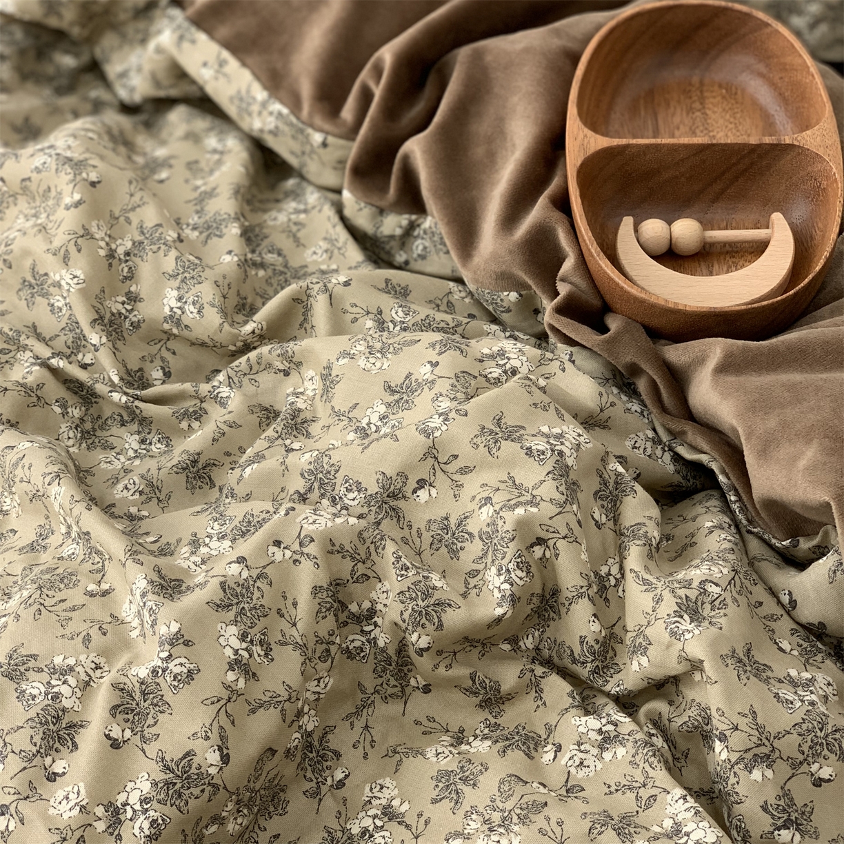 91家纺网 家纺一手货源 找家纺 源启生活 2025新款棉加绒套件四件套 美式