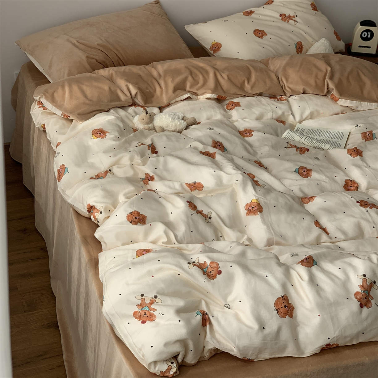 91家纺网 家纺一手货源 找家纺 源启生活 2025新款棉加绒套件四件套 萌萌狗