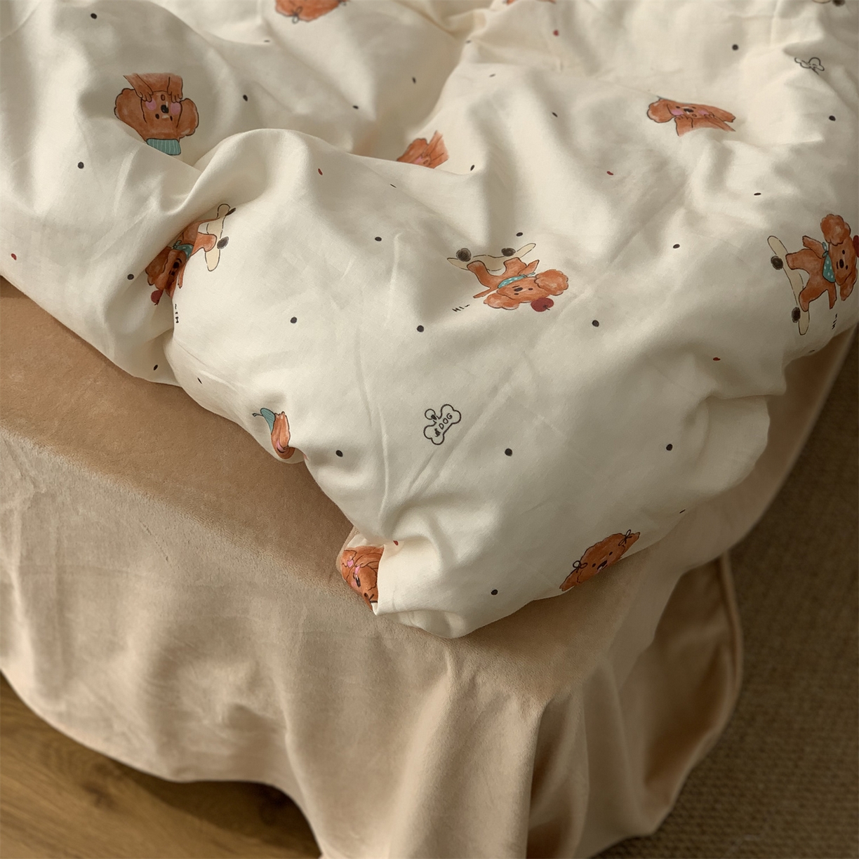 91家纺网 家纺一手货源 找家纺 源启生活 2025新款棉加绒套件四件套 萌萌狗