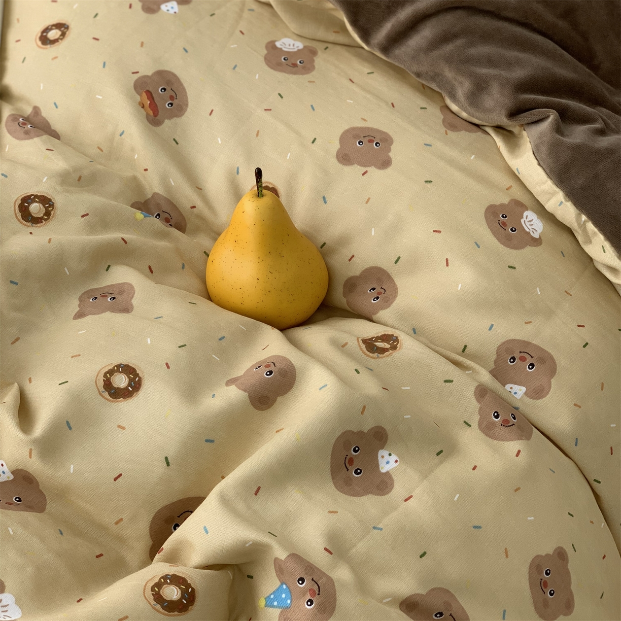 91家纺网 家纺一手货源 找家纺 源启生活 2025新款棉加绒套件四件套 曲奇小熊