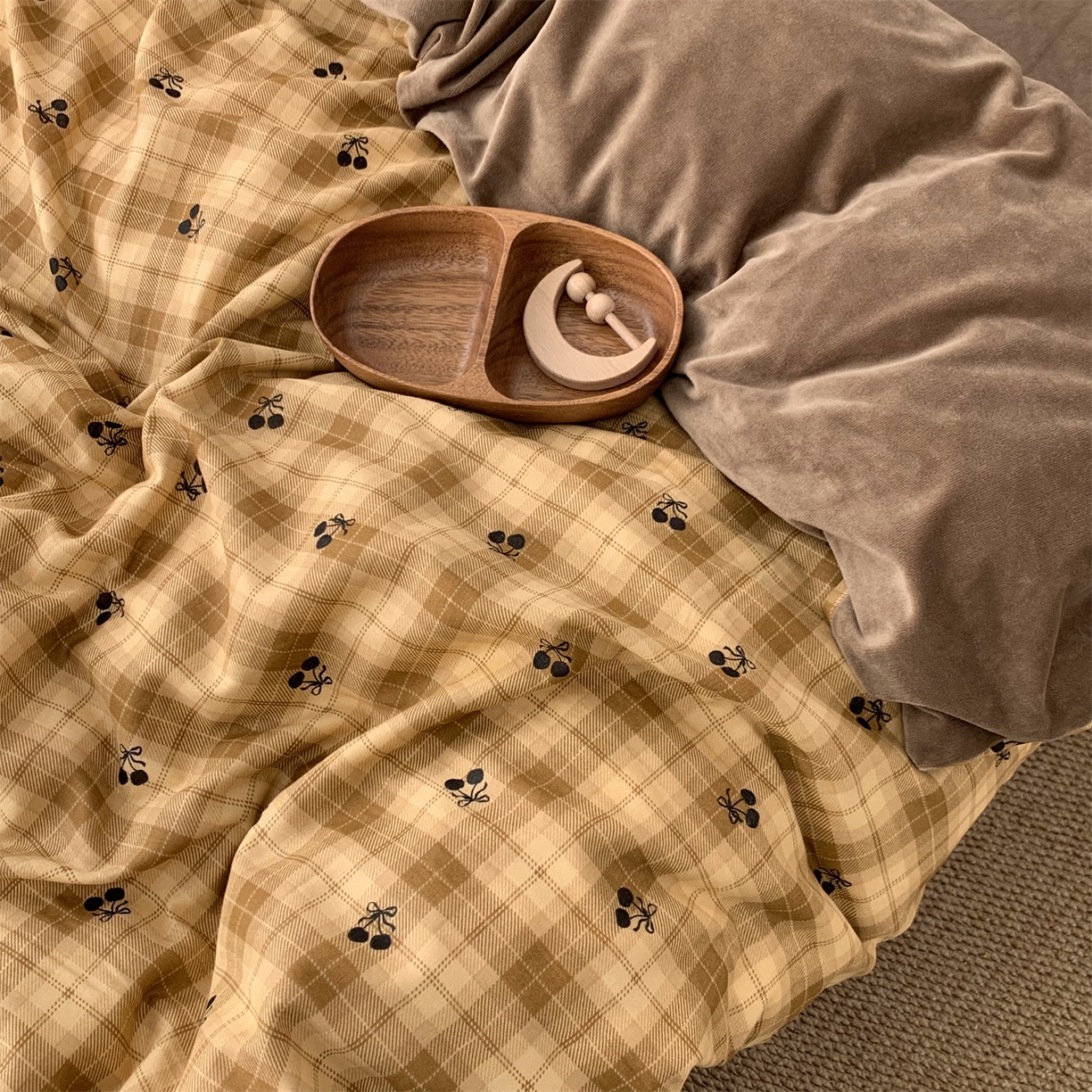 91家纺网 家纺一手货源 找家纺 源启生活 2025新款棉加绒套件四件套 糖炒栗子