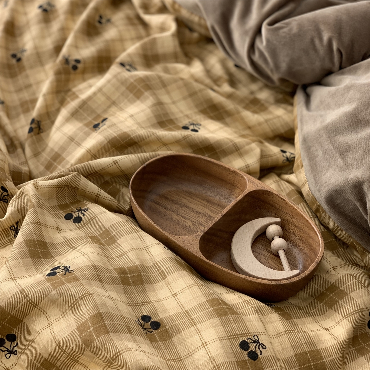 91家纺网 家纺一手货源 找家纺 源启生活 2025新款棉加绒套件四件套 糖炒栗子