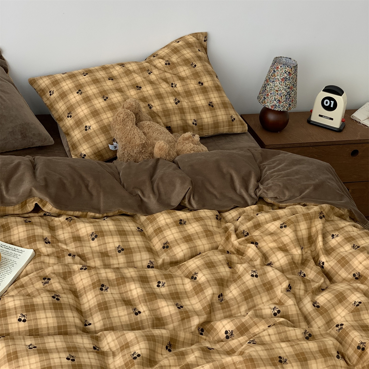 91家纺网 家纺一手货源 找家纺 源启生活 2025新款棉加绒套件四件套 糖炒栗子