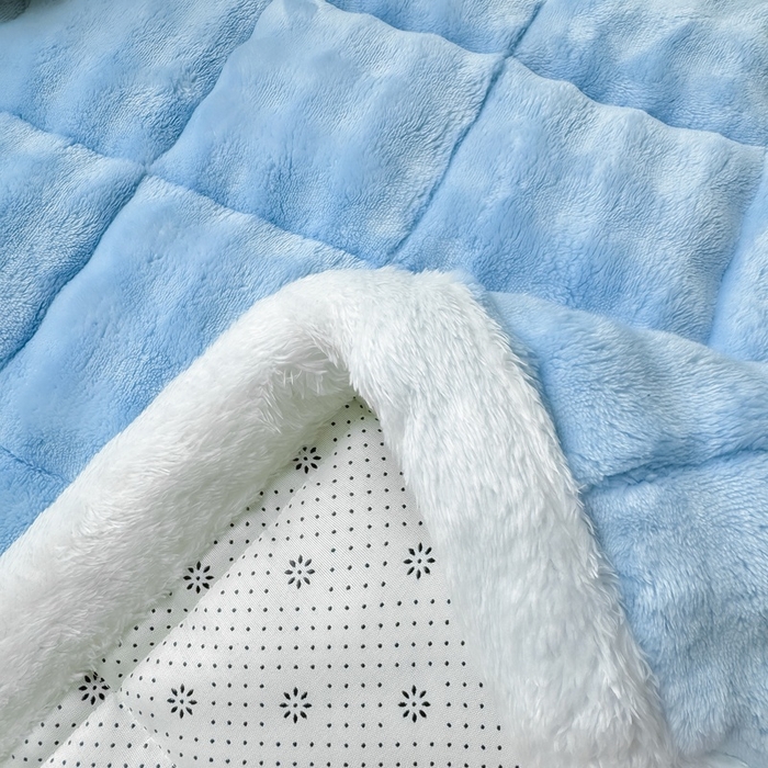 91家纺网 家纺一手货源 找家纺 麒东家纺 2025新款泡泡绒纯色夹棉床垫 天蓝