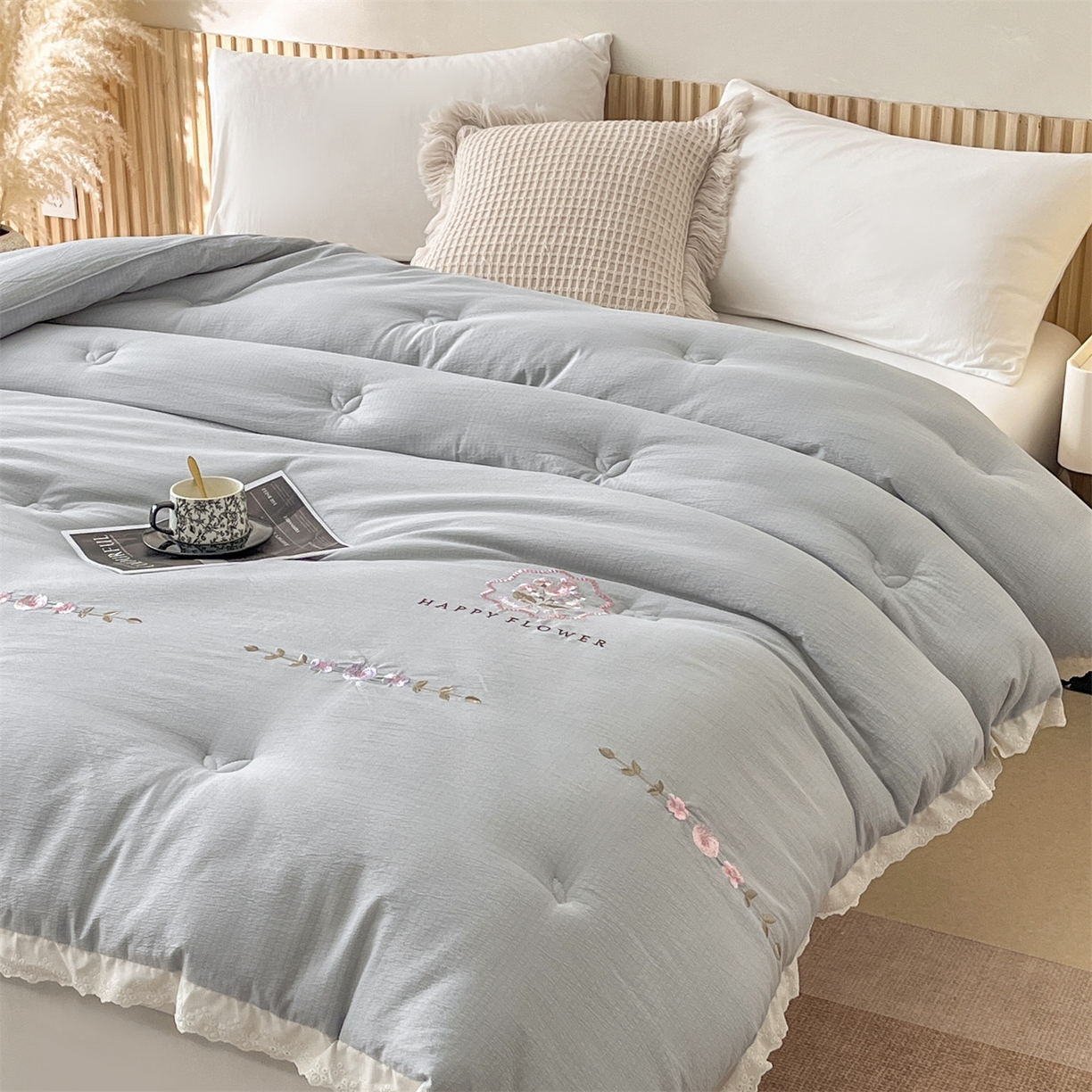 宝士康家纺 2025新品 10A抗菌尤里绣花冬被被芯 外贸/跨境 尤里-浅灰
