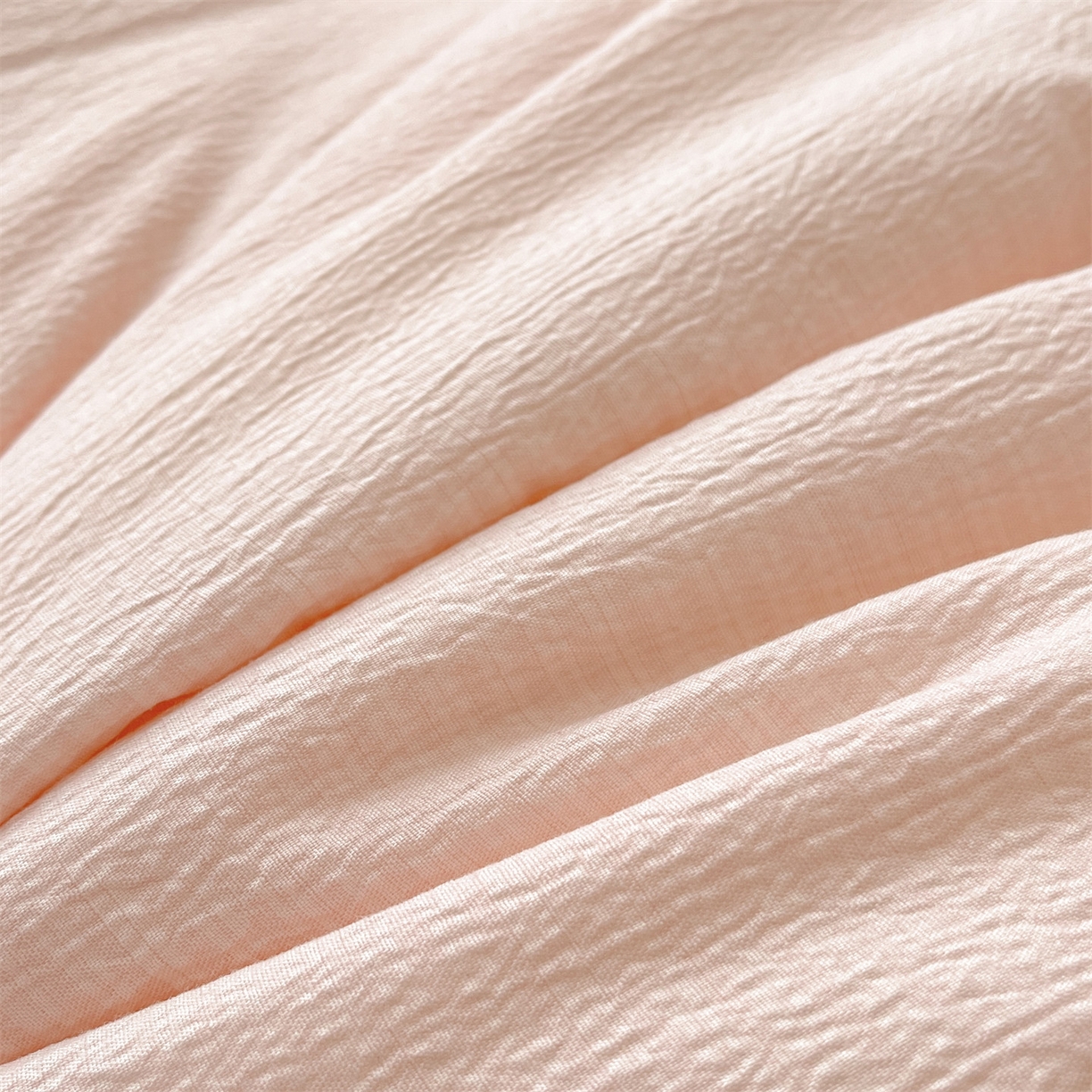 91家纺网 家纺一手货源 找家纺 宝士康家纺 2025新品 10A抗菌尤里绣花冬被被芯 外贸/跨境 尤里-粉色