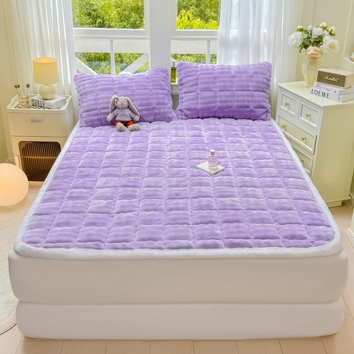 91家纺网 家纺一手货源 找家纺 （总）麒东家纺 2025新款泡泡绒纯色夹棉床垫