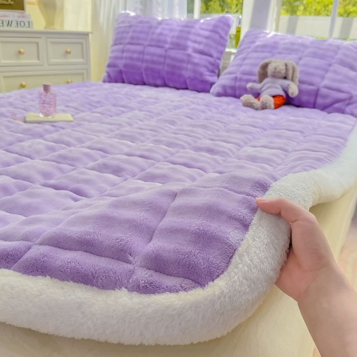 91家纺网 家纺一手货源 找家纺 （总）麒东家纺 2025新款泡泡绒纯色夹棉床垫