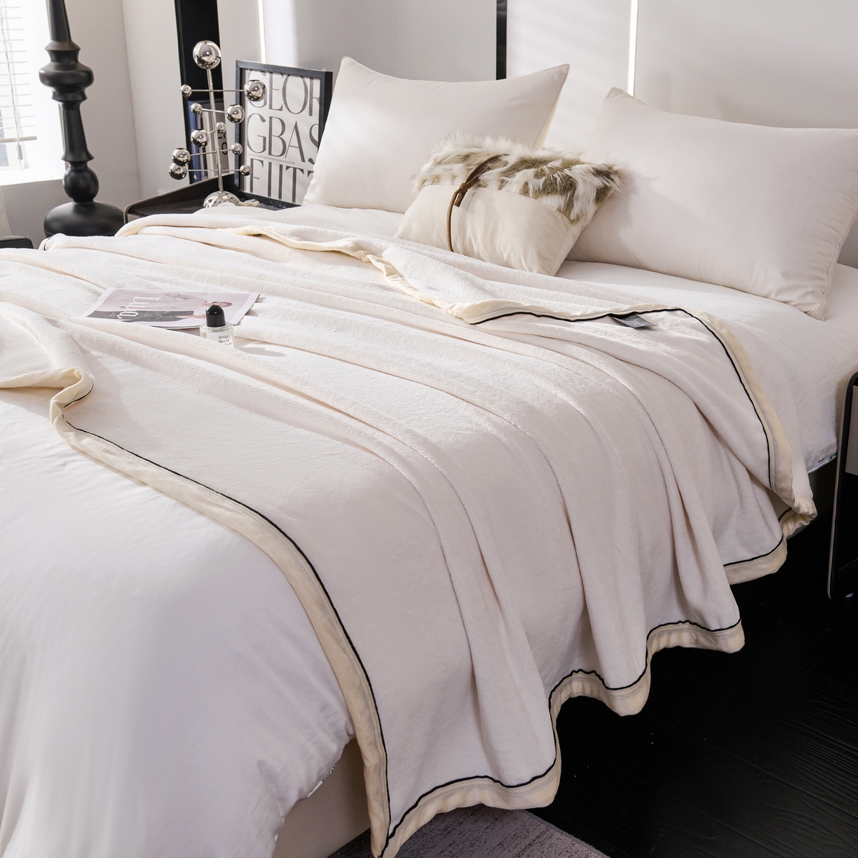 91家纺网 家纺一手货源 找家纺 馨米莱家纺 2025新款全消光牛奶绒毛毯 本白