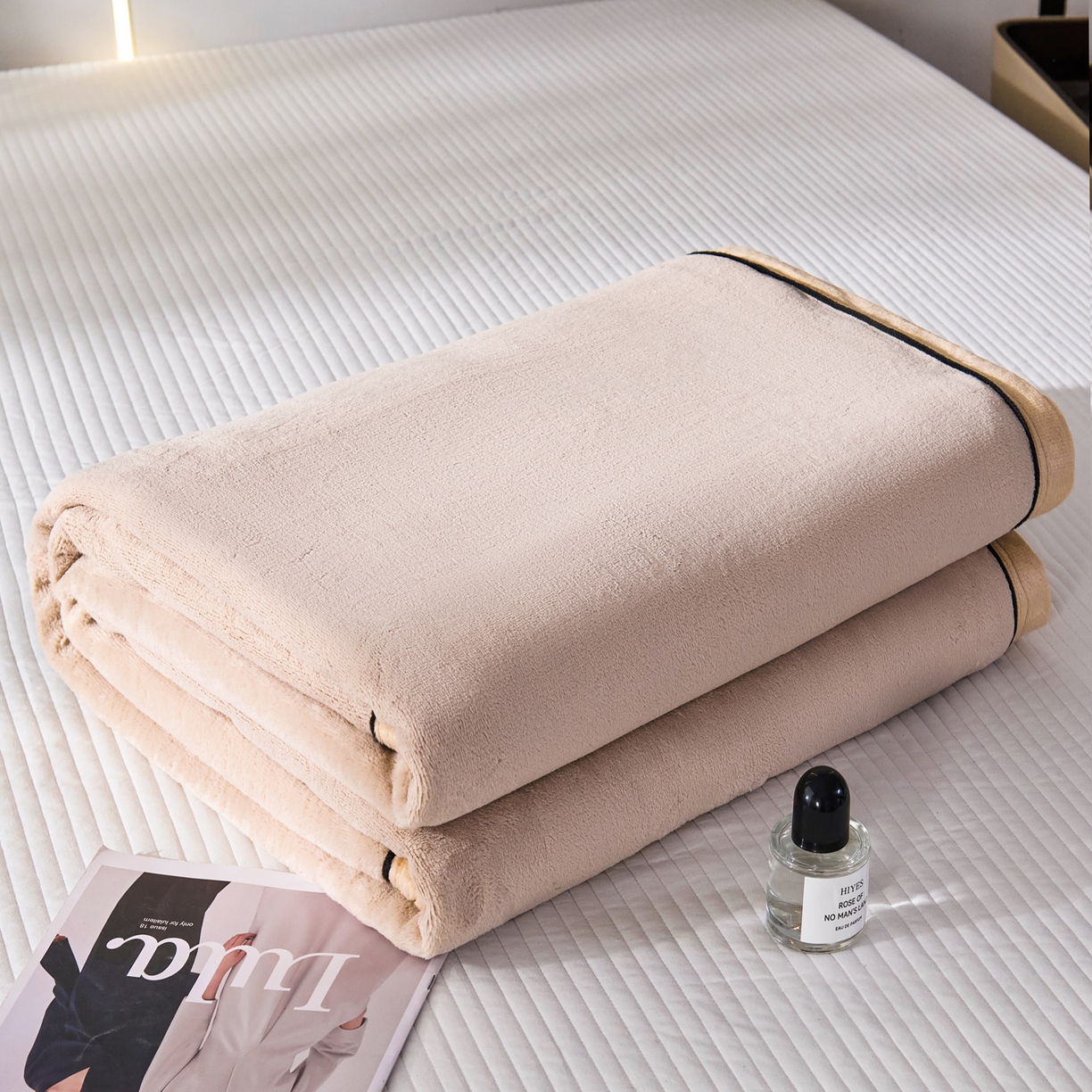 91家纺网 家纺一手货源 找家纺 馨米莱家纺 2025新款全消光牛奶绒毛毯 米色