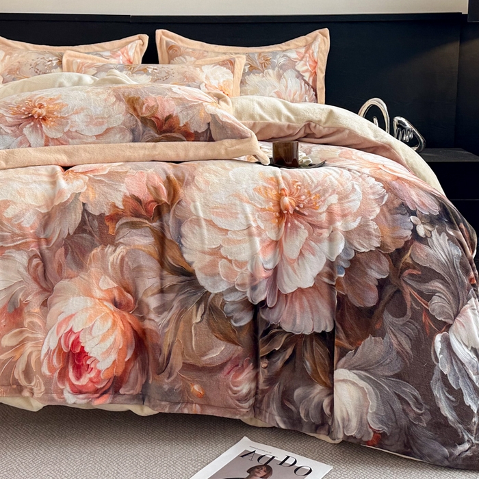 91家纺网 家纺一手货源 找家纺 （总）诺梵家纺 2025新款暗合大版数码印花四件套