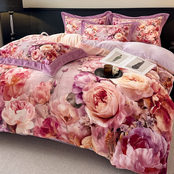 91家纺网 家纺一手货源 找家纺 （总）诺梵家纺 2025新款暗合大版数码印花四件套