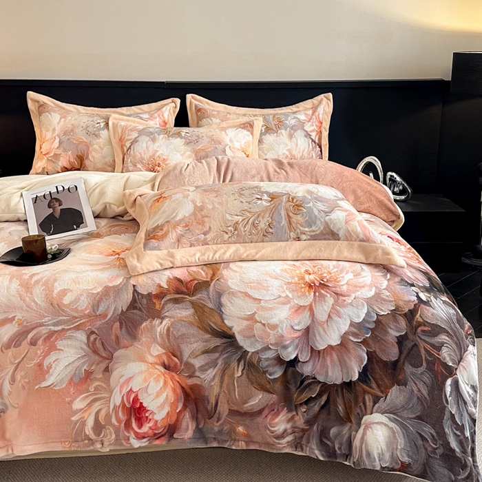 91家纺网 家纺一手货源 找家纺 （总）诺梵家纺 2025新款暗合大版数码印花四件套