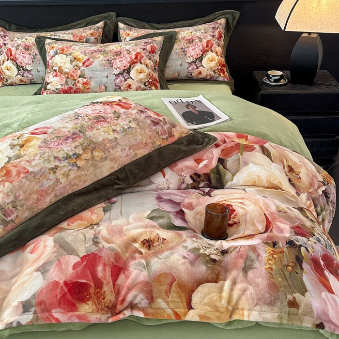 91家纺网 家纺一手货源 找家纺 诺梵家纺 2025新款暗合大版数码印花四件套 画春山-绿