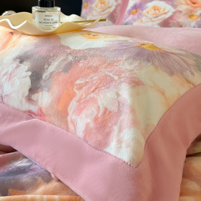 91家纺网 家纺一手货源 找家纺 诺梵家纺 2025新款暗合大版数码印花四件套 梦花坞