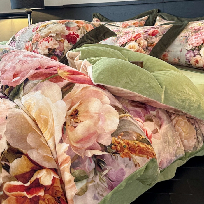 91家纺网 家纺一手货源 找家纺 诺梵家纺 2025新款暗合大版数码印花四件套 画春山-绿