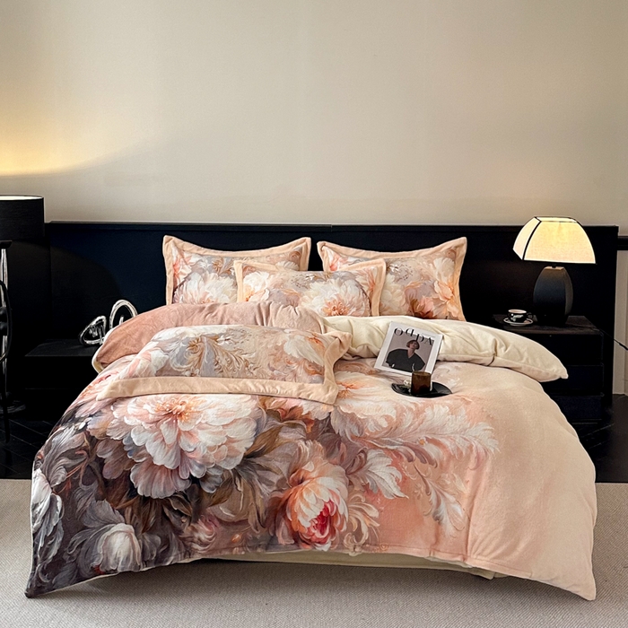 91家纺网 家纺一手货源 找家纺 诺梵家纺 2025新款暗合大版数码印花四件套 海棠梦