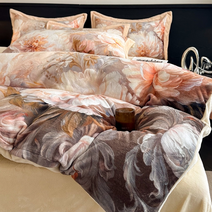 91家纺网 家纺一手货源 找家纺 诺梵家纺 2025新款暗合大版数码印花四件套 海棠梦