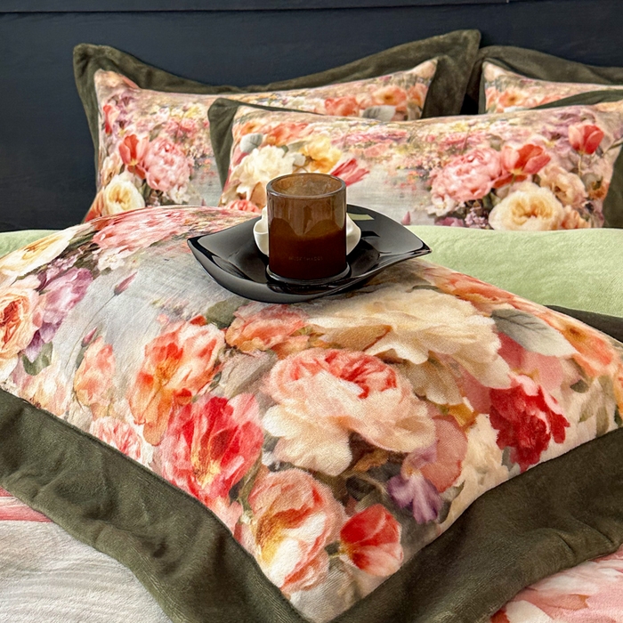 91家纺网 家纺一手货源 找家纺 诺梵家纺 2025新款暗合大版数码印花四件套 画春山-绿