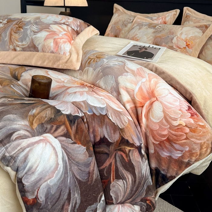 91家纺网 家纺一手货源 找家纺 诺梵家纺 2025新款暗合大版数码印花四件套 海棠梦