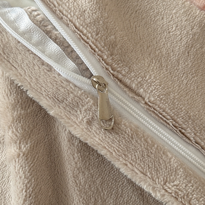 91家纺网 家纺一手货源 找家纺 诺梵家纺 2025新款暗合大版数码印花四件套 花弄影