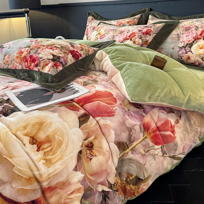 91家纺网 家纺一手货源 找家纺 诺梵家纺 2025新款暗合大版数码印花四件套 画春山-绿