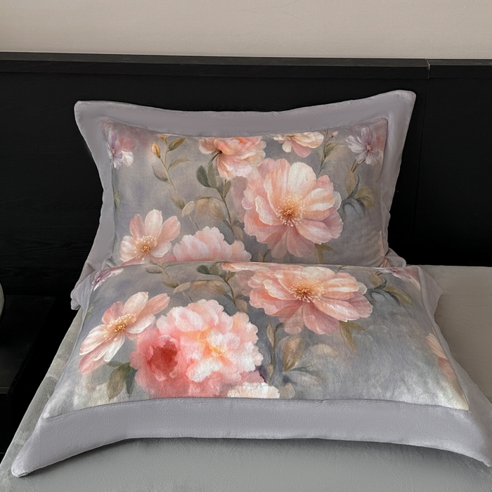 91家纺网 家纺一手货源 找家纺 诺梵家纺 2025新款暗合大版数码印花四件套 醉花季