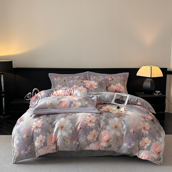 91家纺网 家纺一手货源 找家纺 诺梵家纺 2025新款暗合大版数码印花四件套 醉花季