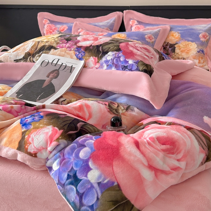 91家纺网 家纺一手货源 找家纺 诺梵家纺 2025新款暗合大版数码印花四件套 沐花池