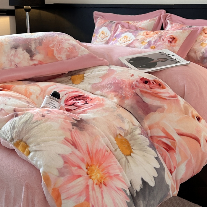 91家纺网 家纺一手货源 找家纺 诺梵家纺 2025新款暗合大版数码印花四件套 梦花坞