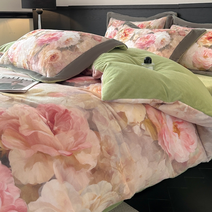 91家纺网 家纺一手货源 找家纺 诺梵家纺 2025新款暗合大版数码印花四件套 疏影