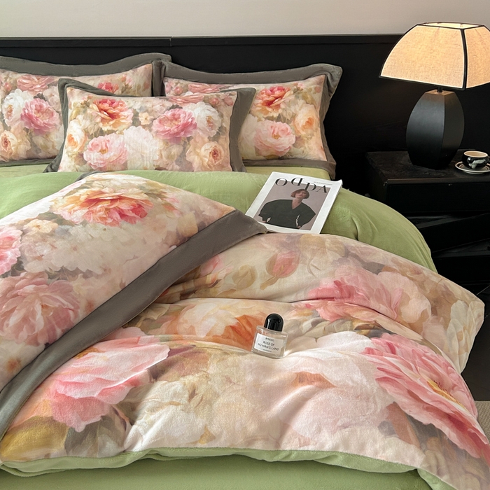 91家纺网 家纺一手货源 找家纺 诺梵家纺 2025新款暗合大版数码印花四件套 疏影