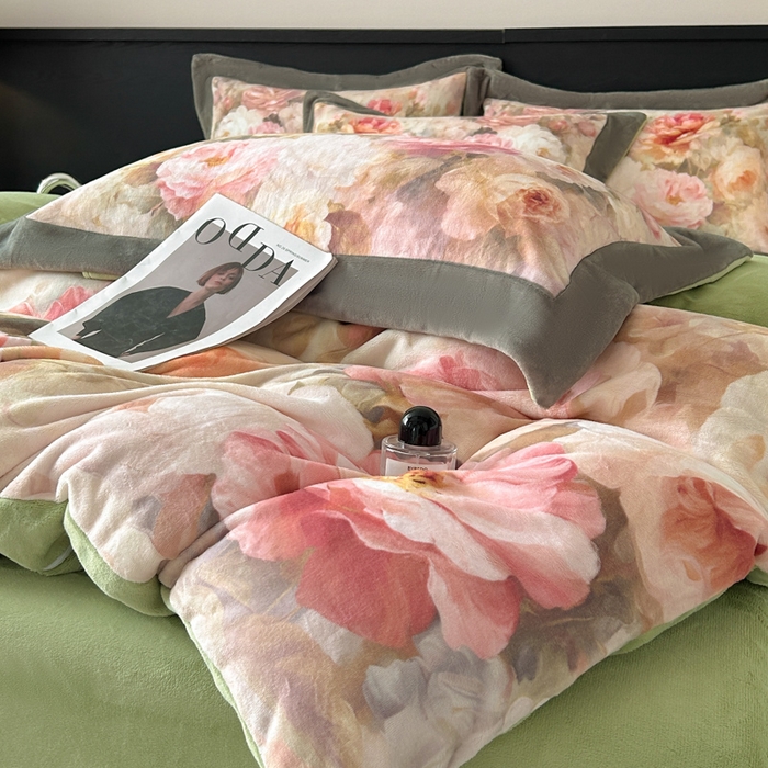 91家纺网 家纺一手货源 找家纺 诺梵家纺 2025新款暗合大版数码印花四件套 疏影