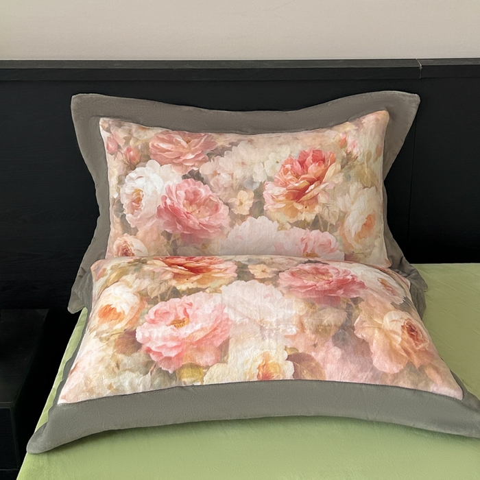 91家纺网 家纺一手货源 找家纺 诺梵家纺 2025新款暗合大版数码印花四件套 疏影