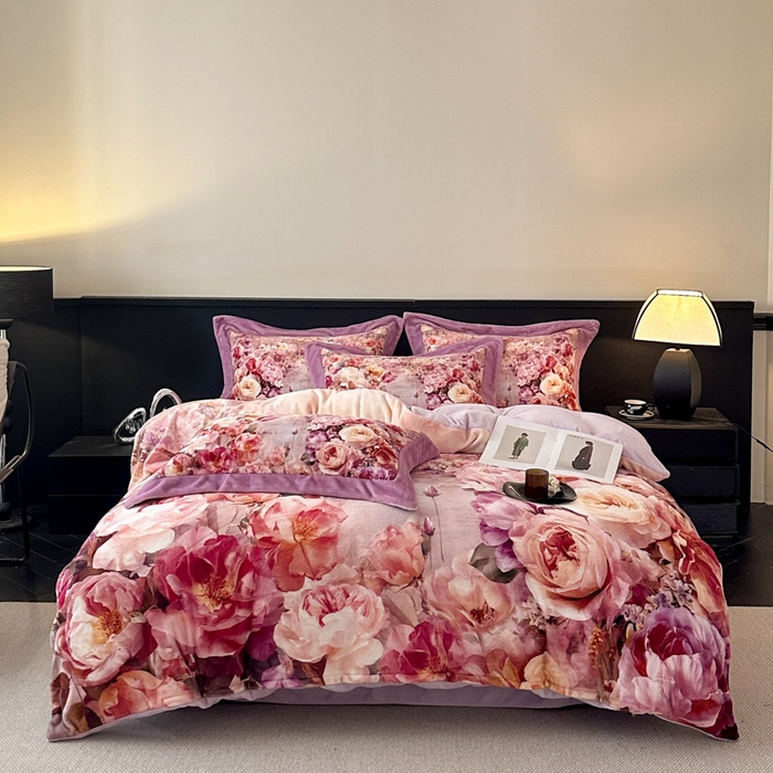 91家纺网 家纺一手货源 找家纺 诺梵家纺 2025新款暗合大版数码印花四件套 画春山-紫