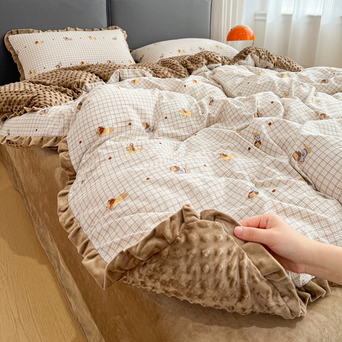 一比一家纺 2025新款保暖舒适云感纱➕绒加绒四件套 樱桃小狗