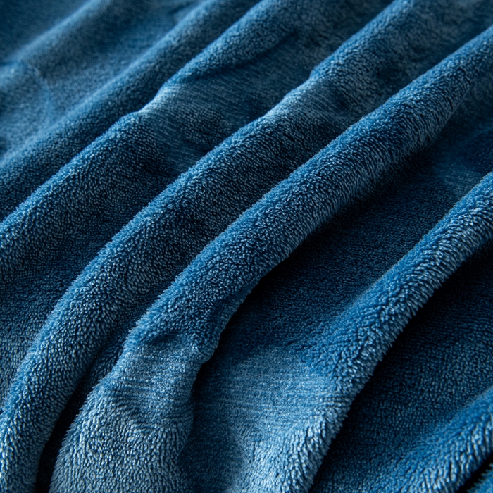 91家纺网 家纺一手货源 找家纺 给笠 2025新款200克剪花五叶草爱维牛奶绒床笠 宝石蓝